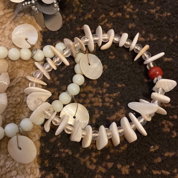 All stretchable bracelets - Picture 5 of 5